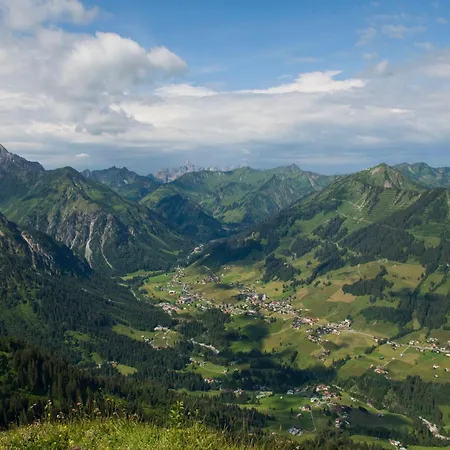 Mittelberg Ferienwohnung * Mittelberg