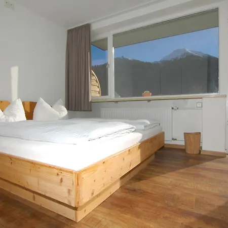 Apartment Mittelberg Ferienwohnung *